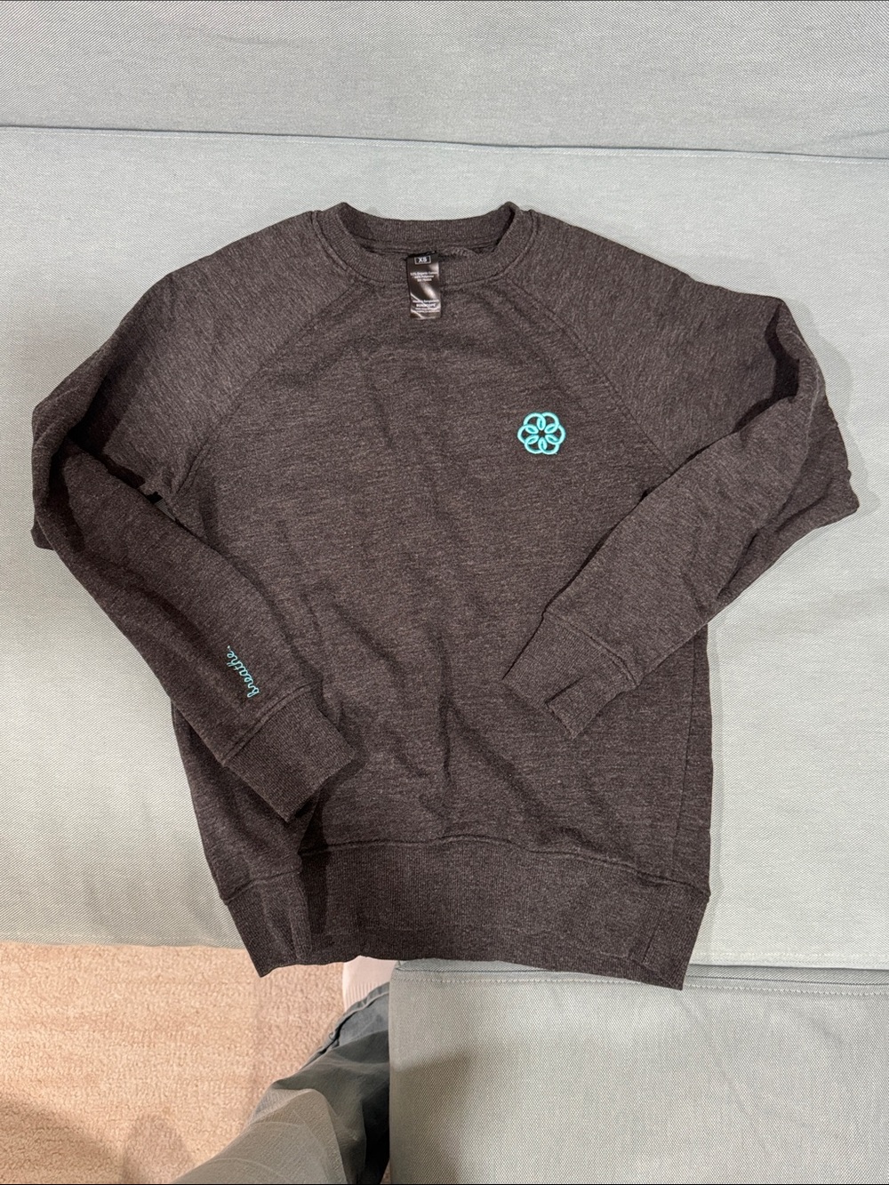 Official Apple Employee Exclusive Mindful Minute "Breathe" Sweatshirt Gray XS